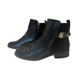 Tommy Hilfiger Black 
Women's Inella Mixed-Media Booties